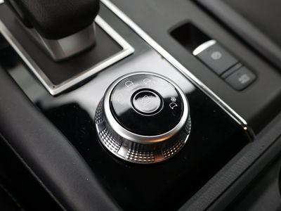 2024 Mitsubishi Outlander - Photo 16