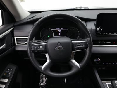 2024 Mitsubishi Outlander - Photo 29