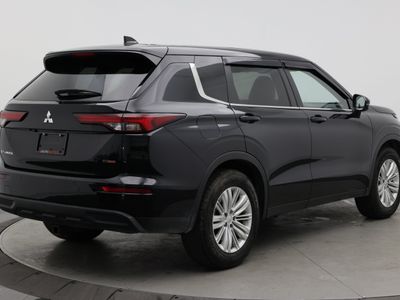 2024 Mitsubishi Outlander - Photo 7