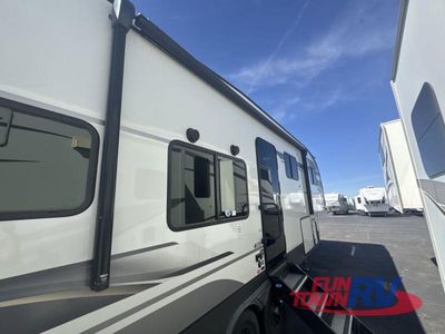 2024 Cruiser Essence - Photo 25