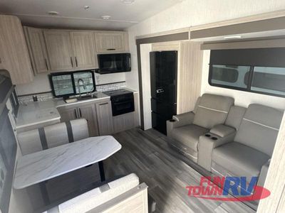 2024 Cruiser Essence - Photo 8