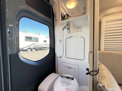 2026 Thor Motor Coach SANCTUARY - Photo 14