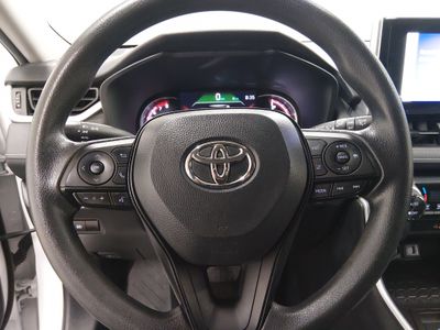 2024 Toyota RAV4 - Photo 12