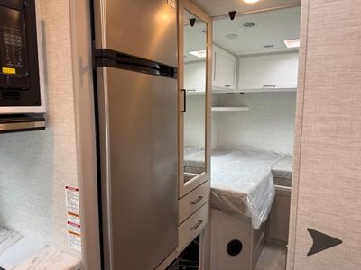 2026 Thor Motor Coach Quantum - Photo 26