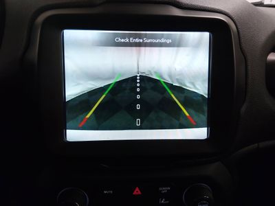 2023 Jeep Renegade - Photo 16