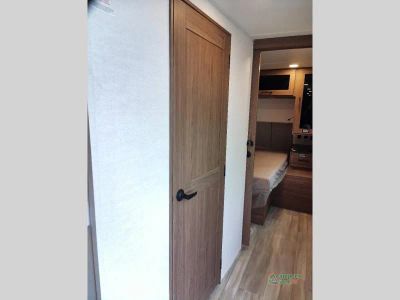 2025 Alliance RV Delta — photo 30 view