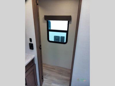 2025 Alliance RV Delta — photo 34 view