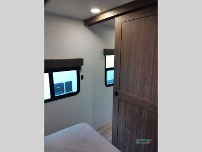 2025 Alliance RV Delta — photo 36 view