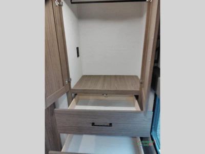 2025 Alliance RV Delta — photo 37 view