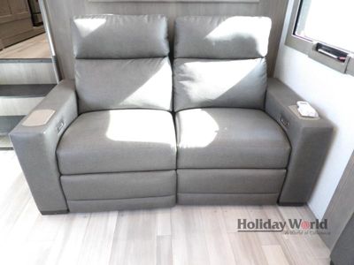 2024 Grand Design Solitude - Photo 9