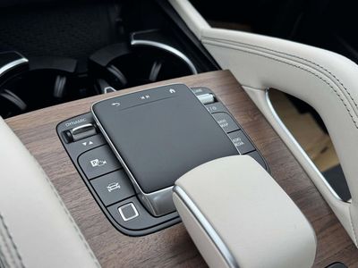 2026 Mercedes-Benz GLE — photo 29 view
