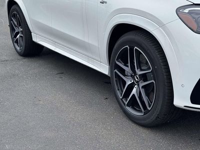 2026 Mercedes-Benz GLE — photo 12 view