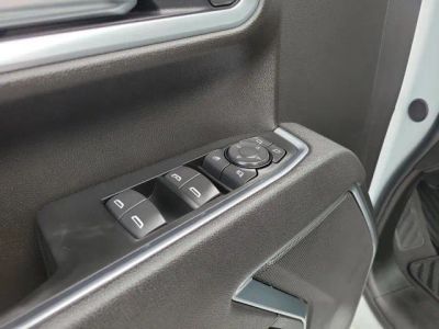 2025 Chevrolet Silverado 2500HD — photo 23 view