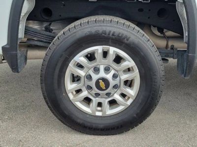 2025 Chevrolet Silverado 2500HD — photo 9 view