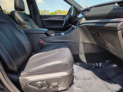 2022 Jeep Grand Cherokee — photo 10 view