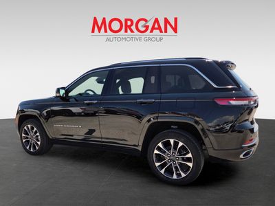 2022 Jeep Grand Cherokee — detail view