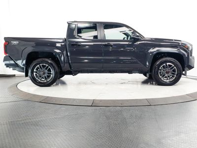 2024 Toyota Tacoma - Photo 13