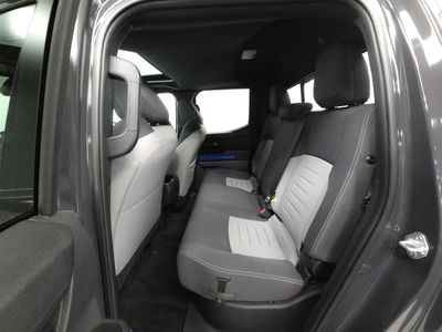 2024 Toyota Tacoma - Photo 5