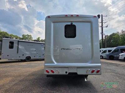 2019 Pleasure-Way Plateau XLMB — engine compartment view