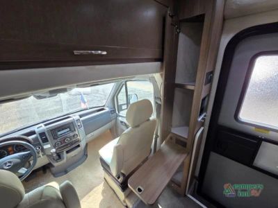2019 Pleasure-Way Plateau XLMB — photo 22 view