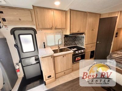 2026 Coachmen RV Leprechaun - Photo 25