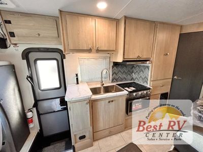 2026 Coachmen RV Leprechaun - Photo 24