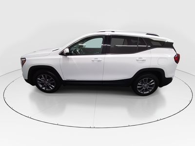 2024 GMC Terrain - Photo 4