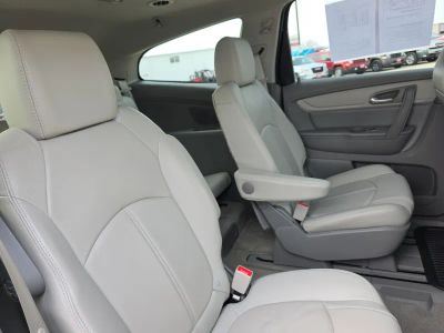2017 Chevrolet Traverse — photo 14 view