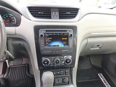 2017 Chevrolet Traverse — photo 11 view
