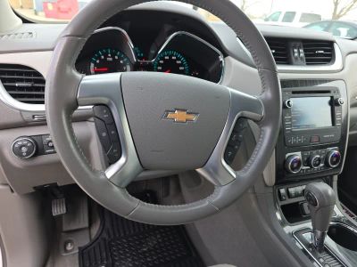 2017 Chevrolet Traverse — photo 12 view