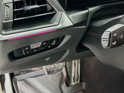 2024 BMW M4 - Photo 9