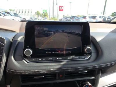 2023 Nissan Rogue — photo 19 view