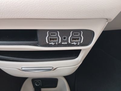 2023 Chrysler Voyager - Photo 19