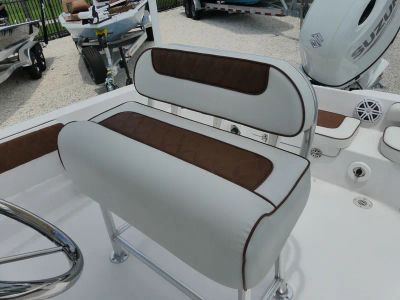 2025 ALK2 Powerboats 22 CRX — photo 10 view