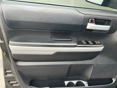 2021 Toyota Tundra 4WD — photo 15 view