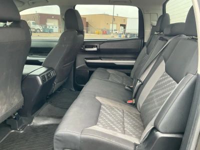 2021 Toyota Tundra 4WD — photo 17 view