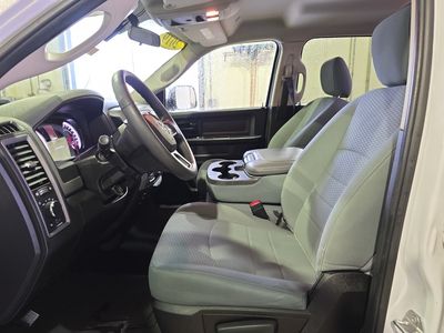 2019 Ram 1500 Classic — photo 9 view
