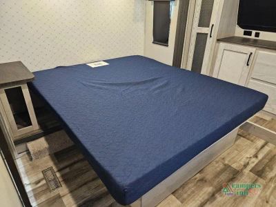 2022 Keystone RV Montana High Country — photo 50 view