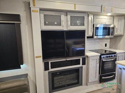 2022 Keystone RV Montana High Country — photo 43 view