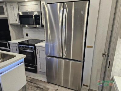 2022 Keystone RV Montana High Country — photo 27 view
