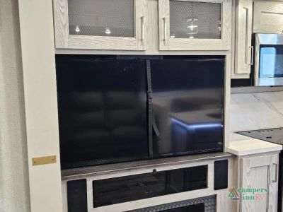 2022 Keystone RV Montana High Country — photo 44 view