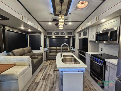 2022 Keystone RV Montana High Country — photo 8 view