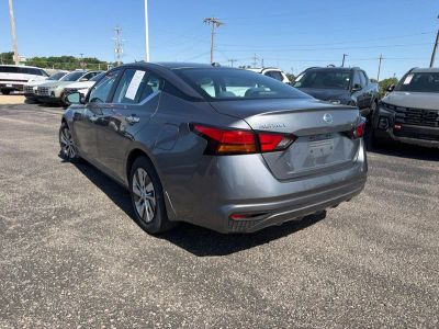 2019 Nissan Altima - Photo 4