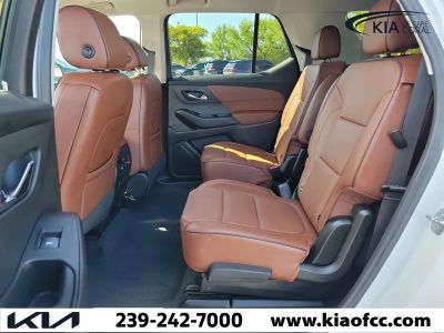 2021 Chevrolet Traverse — photo 14 view