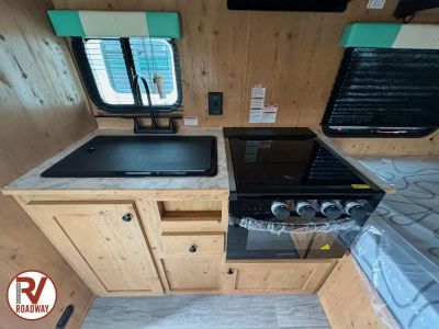 2027 Sunset Park RV Sun Lite — photo 10 view