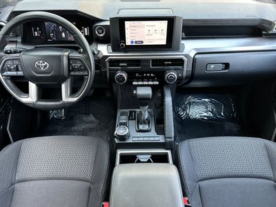 2025 Toyota 4Runner - Photo 3