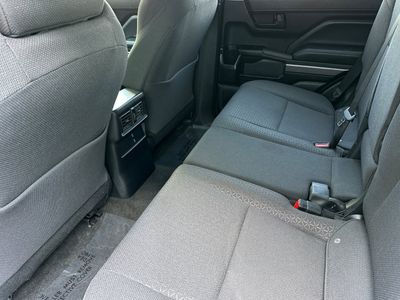 2025 Toyota 4Runner - Photo 4