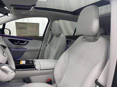 2026 Mercedes-Benz EQE - Photo 13