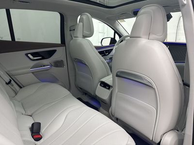 2026 Mercedes-Benz EQE - Photo 26