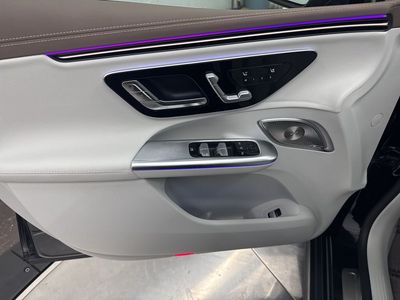2026 Mercedes-Benz EQE - Photo 17